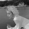 트와이스 채영, 침화사 열애설 이후 첫 근황..흑백 뚫는 미모[스타IN★]