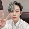 하성운, 대기실에 왕자님 등판..'청순+큐트+섹시' 셀카[스타IN★]
