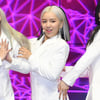 우아 루시 '독특한 헤어' [★포토]