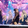 아이즈원 '무릎 꿇고 댄스댄스'[★포토]