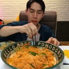 먹방 유튜버 밴쯔, 돌연 활동 중단 선언..이유는 조회수 급락?