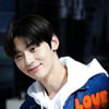 '라이브온' 황민현 "고은택 백호랑 안아주는 장면 기억에 남아"(인터뷰②)