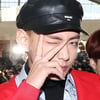 방탄소년단 뷔, 손도 예쁜 아이돌..'국보급 섬섬옥수'