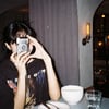 블랙핑크 리사, 두번째 사진집 오늘(17일) 예약판매 시작..소중한 순간들 필름 카메라로 차곡차곡