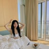 한예슬, 브라탑 입고 침대 위에서 섹시한 포즈[스타IN★]