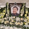 "사랑하고 감사"..이창동·이준익·이병헌 등 영화인, 故 이춘연 대표와 작별 [종합]