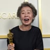 전 세계가 윤며들다..윤여정의 수상 행진 [상반기결산②]