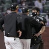 김원형 감독 주심 밀치기, 징계 위기... KBO "상벌위 가능성 있다"