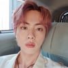 방탄소년단 진, 숨 쉬는 법 잊게 하는 왕위험둥이 핑크머리 셀카..전 세계 실시간 트렌드 '핫 인기'