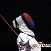 '세계랭킹 2위' 최인정, 女 에페 16강행 좌절 '대이변'... 강영미도 석패