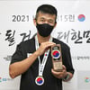 션, 광복절 기념 81.5km 마라톤 완주…기부금 8억 원 전달