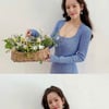한지민, 상큼 터지는 인형 비주얼..김연경 "이거 누구래유?"[스타IN★]