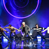 니크 '날아갈 것 같은 데뷔무대'[★포토]