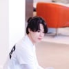 '만찢남' 방탄소년단 지민, 눈부신 포니테일 헤어 '女心저격'..연속 품절 대란까지 '인더숲2' 기대UP