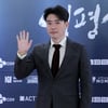 류승완, '모가디슈' 감독상 "아프리카 촬영 쉽지 않았다"[41회영평상]