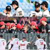 "KIA 5강간다" 한목소리... 'FA 철수·실패' 한화·롯데 내년에 또 2약신세?