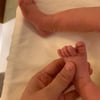 이지혜, 엄지 손가락만한 둘째 딸 발 "세상에서 제일 작은 발"[스타IN★]