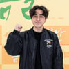 포즈 취하는 '봄날' 이돈구 감독[★포토]