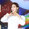 송민교 '깜찍 손하트'[★포토]