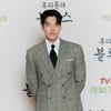 김우빈, 코로나19 확진.."일정 중단→자택 격리 중"[공식]
