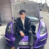 성훈, 의자로 사용하는 명품 P사 스포츠카..'재벌 포스' [스타IN★]
