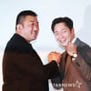마동석-손석구 '범죄도시2 천만관객, 감사합니다'[★포토]