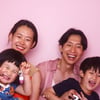 봉태규, '웃음꽃 만발' 네쌍둥이 같은 가족사진 [스타IN★]