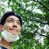'수영♥'정경호, 음악과 함께 산책..노래는 forever 1 듣는 중? [스타IN★]