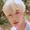 "영원히 석진 곁에♥" 방탄소년단 진 팬들, 부산 콘서트 응원..넘치는 물결