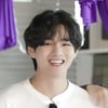 해먹 위의 조각상♡ 방탄소년단 뷔, 우아한 플라잉요가 도전기