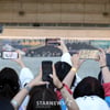 조금이라도 보고싶은 마음[★포토]