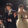 김연아♥고우림, 팔짱 끼고 인사..수많은 하객 속 빛나는 두 사람