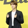 방탄소년단 진, 입대 앞두고 스타랭킹 男아이돌 3위..인기 대단