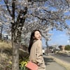 안소희, 꽃구경 가서 찡긋.."천사가 따로 없네" [스타IN★]