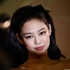 "배우 김제니" 제니, 칸 레드카펫 달궜다..완벽 팬 서비스 [스타이슈]