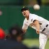 '13번 이적' 43살 ML 최고령 투수, 한국과 특별한 인연 "아버지가 6·25 참전용사" [이상희의 MLB 스토리]