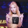 라필루스 유에 '깜찍 손하트'[★포토]