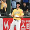 '삼도류' 뷰캐넌, 뉴진스→주루코치→오타니 연이은 변신... 호수비에 적시타까지 폭발, 올스타전 '숨은 주인공' [★부산]
