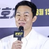 '보호자' 박성웅 "장발 빌런 변신..반가발 머리 땡겨 후회"