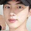 군복무 중에도 '솔드아웃 킹'..방탄소년단 진 손 선풍기 '불티'