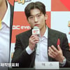 덱스(DEX), '손 상처 보는 내가 더 아파..' [영상]