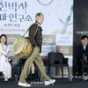 김종수 '북 들고 런웨이'[★포토]