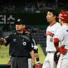 KBO "페어 선언해도 한유섬 2루 못 갔다"... 그럼 태그 안 됐는데 '태그 아웃'은 왜? [인천 현장]