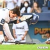 '앰뷸런스 후송' 서호철 코뼈 골절 진단, 천만다행으로 수술 피했다 "컨디션 확인 후 출전 여부 결정" [공식발표]