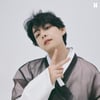 방탄소년단 뷔, 추석맞이 '한복이 잘 어울리는 남돌' 1위