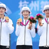 韓 여자양궁, AG 단체전 7회 연속 금메달 위업... 임시현 2관왕 등극