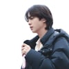 '포근한' 방탄소년단 진, 경량 패딩이 잘 어울리는 스타 1위