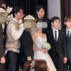 '딸 둘 아빠' 엑소 첸, 지각 결혼식.. "도경수도 왔네" 멤버 전원 참석 [스타이슈]