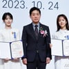 아이유·한지민 금융의날 표창..저축 투자 부문 수여 영예[종합]