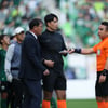 '포항 0-3 몰수패 없다' 축구연맹, 전북 이의제기 기각 "심판 책임, 포항 귀책사유 없다"
